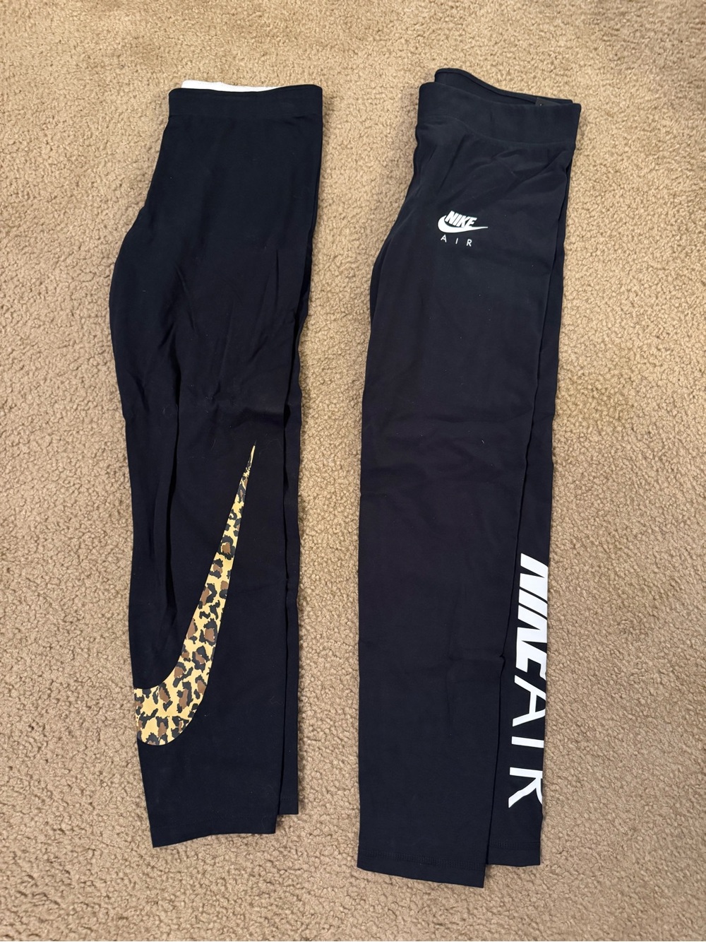 Nike women’sBlack Leopard Swoosh Leggings - Nike Air Detail